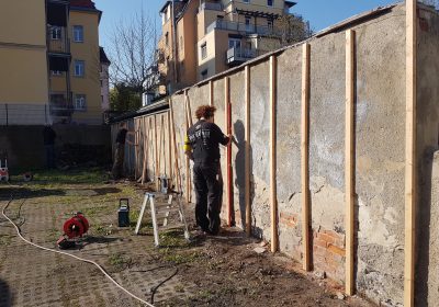 LVA Wand mit Putzschäden