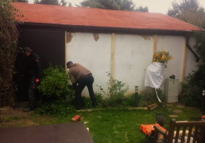 Gartenhaus - Platten auf Holzlatten